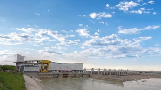 �����빤ҵ����������ˮ��Դ�����о������ں�ΰ�¹���1946�ٻ񡰳�����ģ��ҵ�������ƺ���