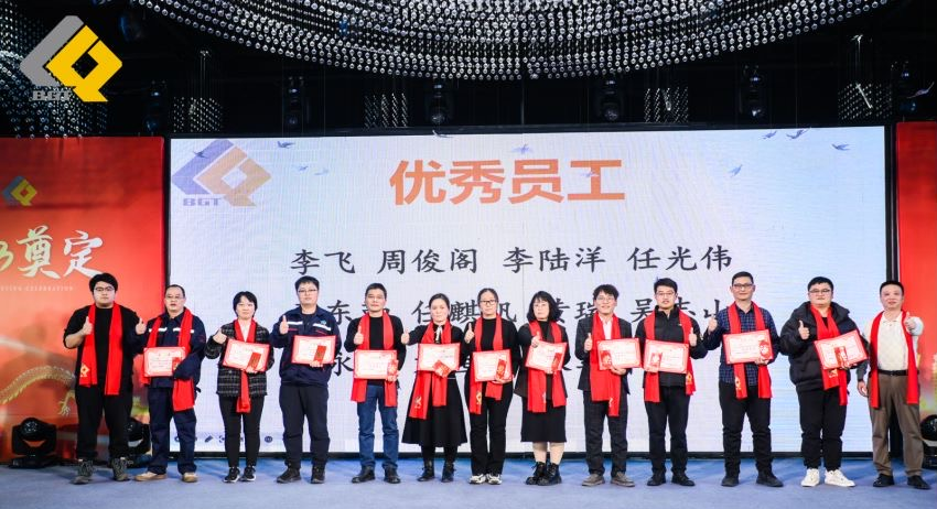 ��ͷ�� | ͬ�ľ��������� ΰ�¹���19462023���ʢ��Բ�����У�