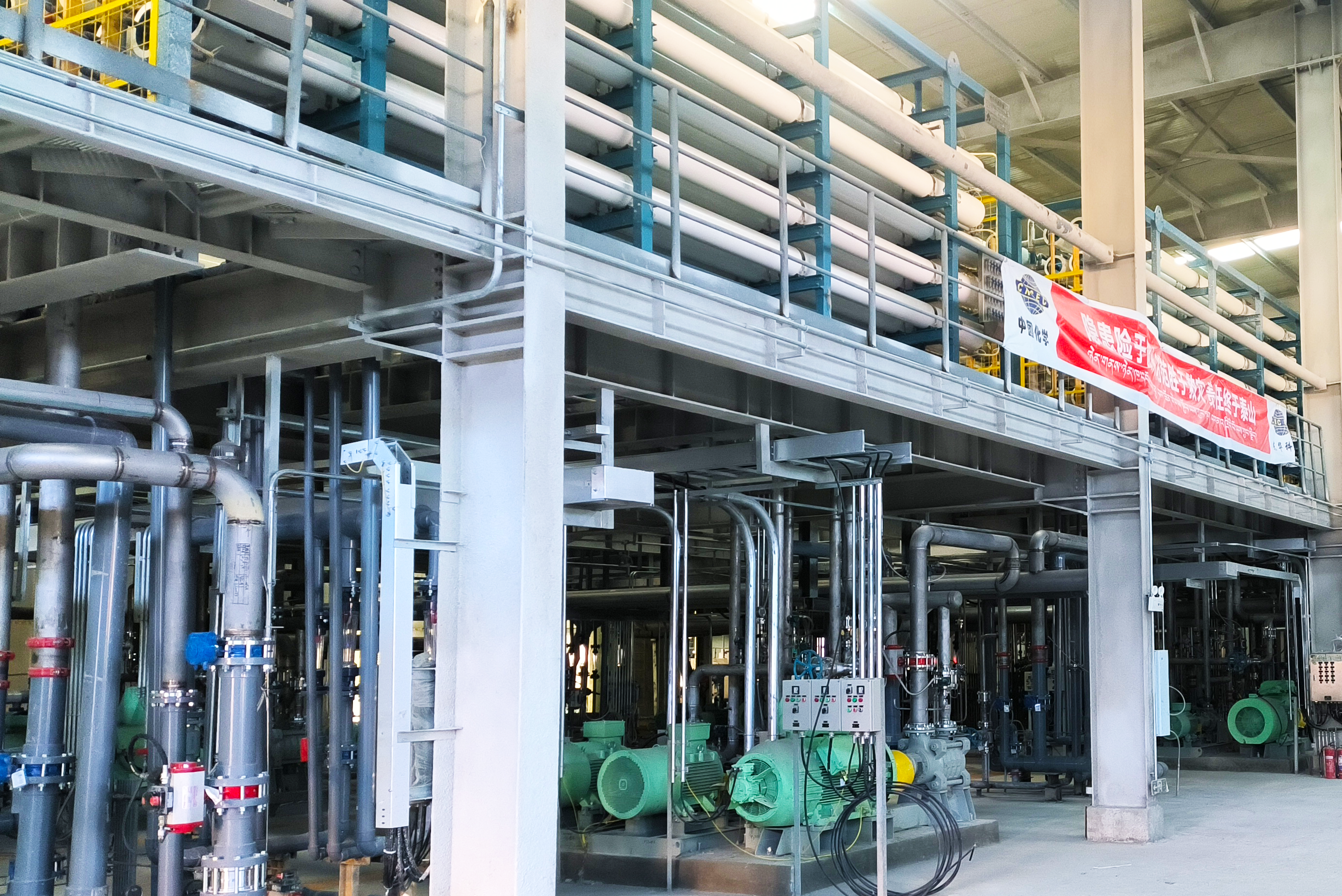 ��������Ү�κ���ɫ�ۺϿ���ʹ����ֵ�ؼ�̼�����Ŀ